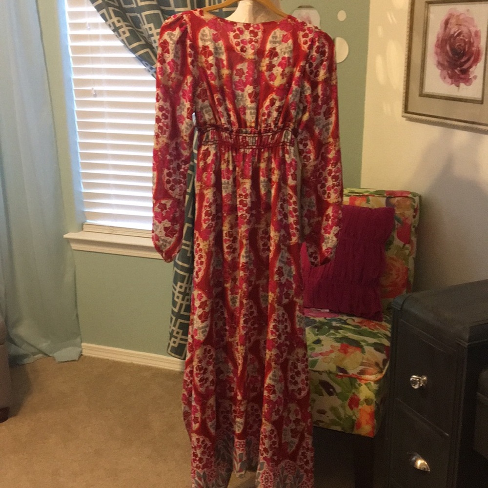 Chelsea & Violet Maxi Dress - Picture 2 of 8